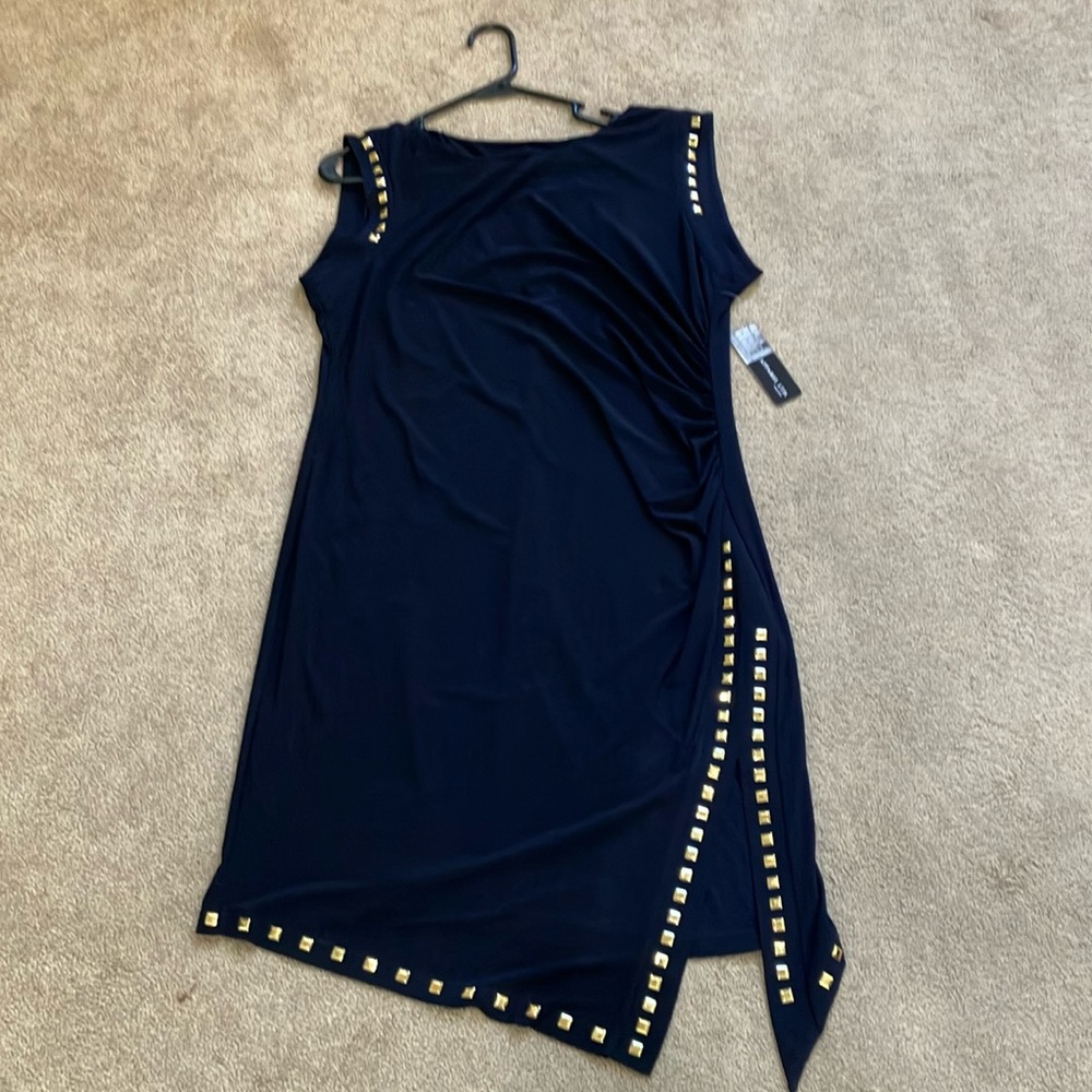 NWT WOMEN’S SOHO APPAREL ASYMMETRICAL NAVY BL. DRESS SIZE PETITE XL GOLD ACCENTS
